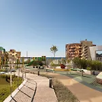 Blue Sunset Cliffs דירה בנידורם